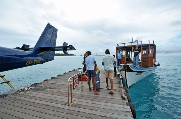 Maldives,Vilamendhoo arrival